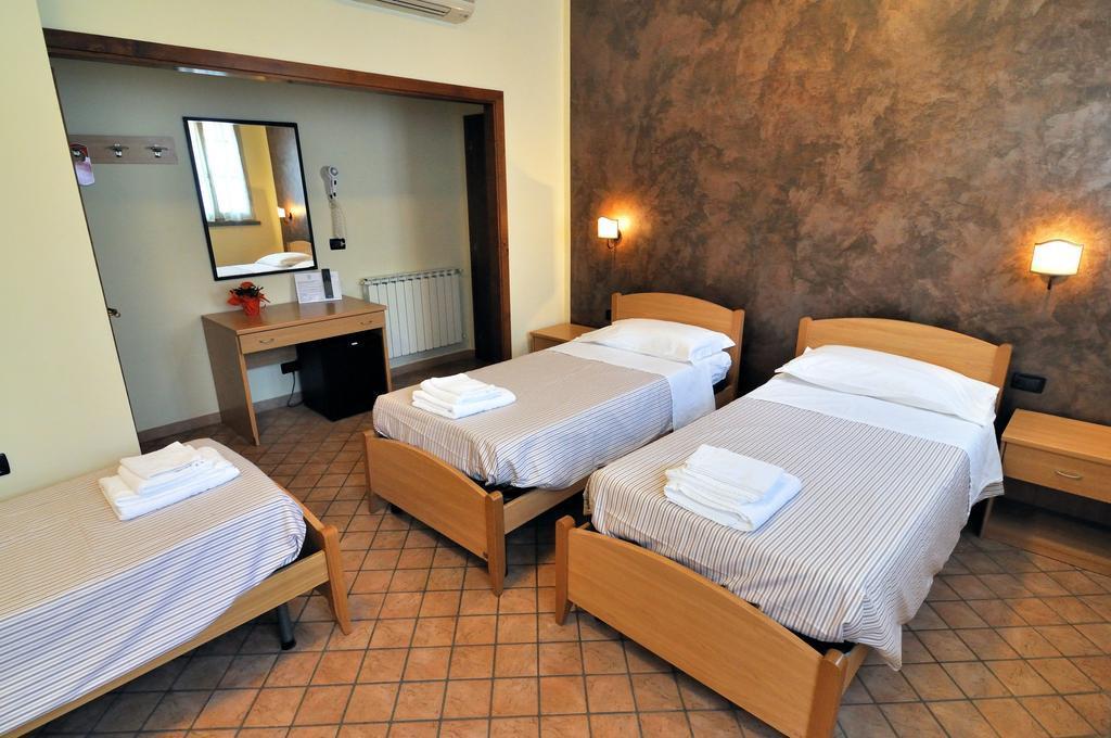 Relais Stella Ξενοδοχείο Signa Εξωτερικό φωτογραφία