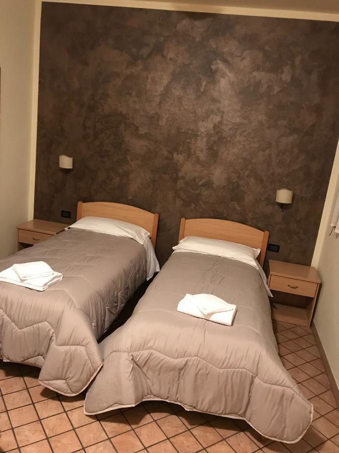 Relais Stella Ξενοδοχείο Signa Εξωτερικό φωτογραφία