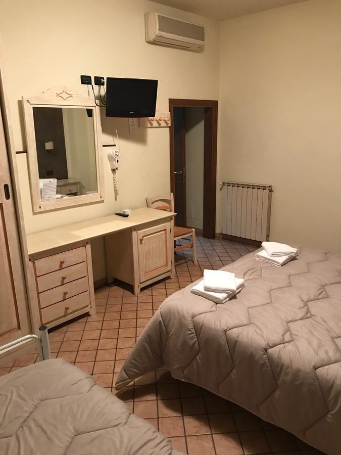 Relais Stella Ξενοδοχείο Signa Εξωτερικό φωτογραφία