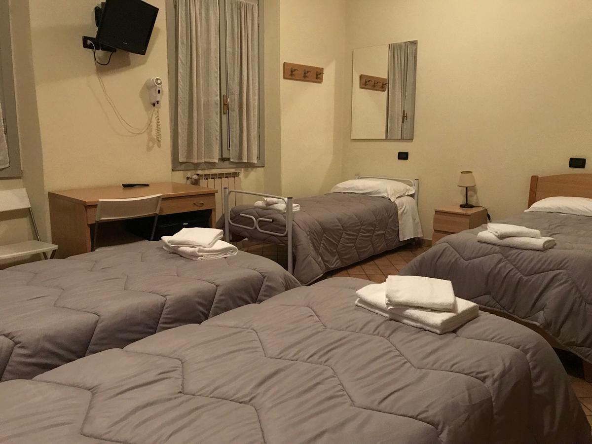 Relais Stella Ξενοδοχείο Signa Εξωτερικό φωτογραφία